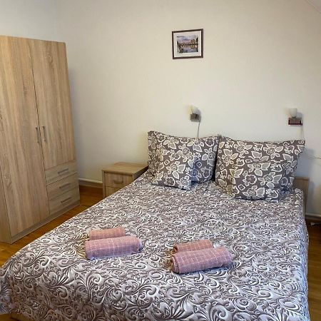 Friends Villa Apartments 2 Хевиз Экстерьер фото