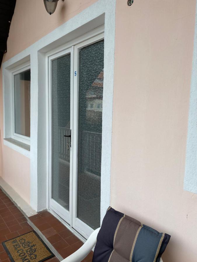 Friends Villa Apartments 2 Хевиз Экстерьер фото
