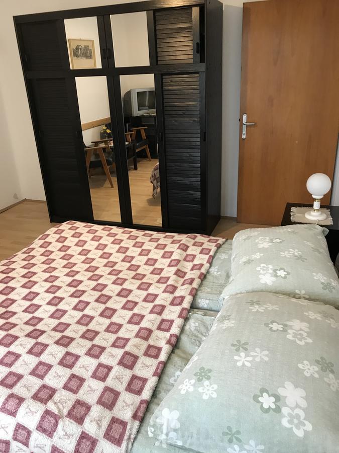 Friends Villa Apartments 2 Хевиз Экстерьер фото