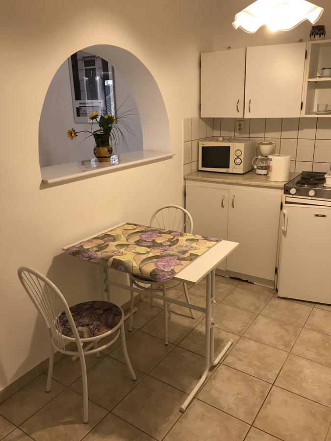 Friends Villa Apartments 2 Хевиз Экстерьер фото