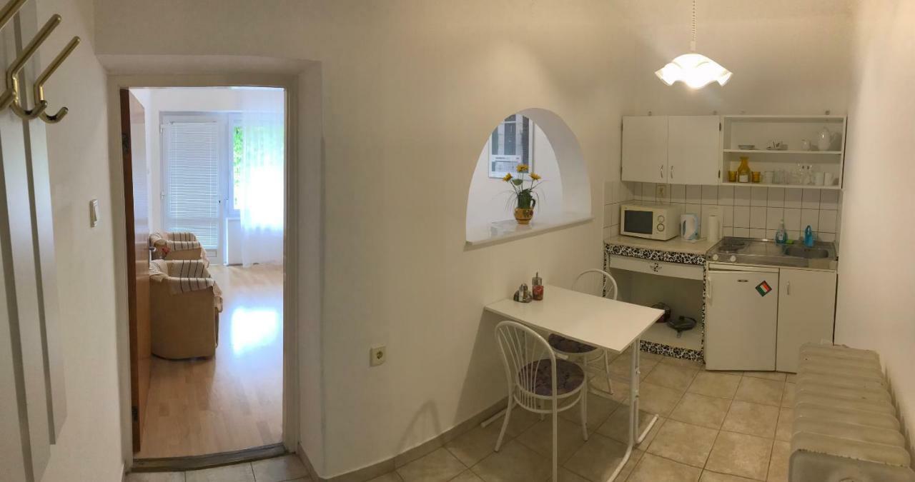 Friends Villa Apartments 2 Хевиз Экстерьер фото